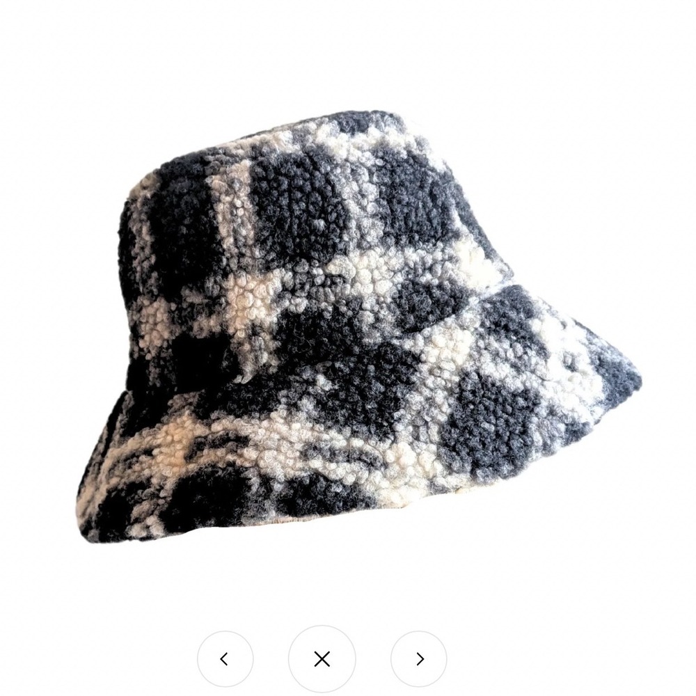 Sprigs Boucle Bucket Hat Black Plaid Faux Fur‎ Adjustable Winter Hat 772072BKPD